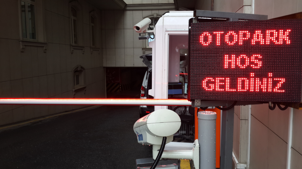 plakatanıma,ücretliplakatanıma,otopark,güvenlik,otoparkkamerası,geçişkontrol